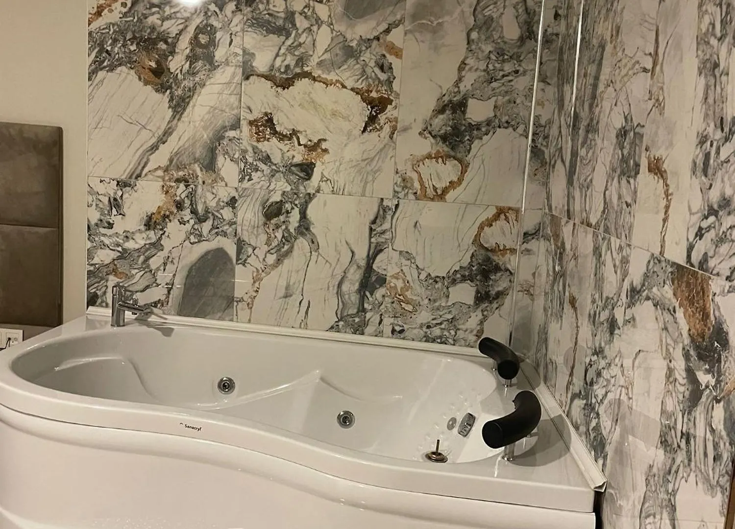 Edwin Plus Istanbul Hotel