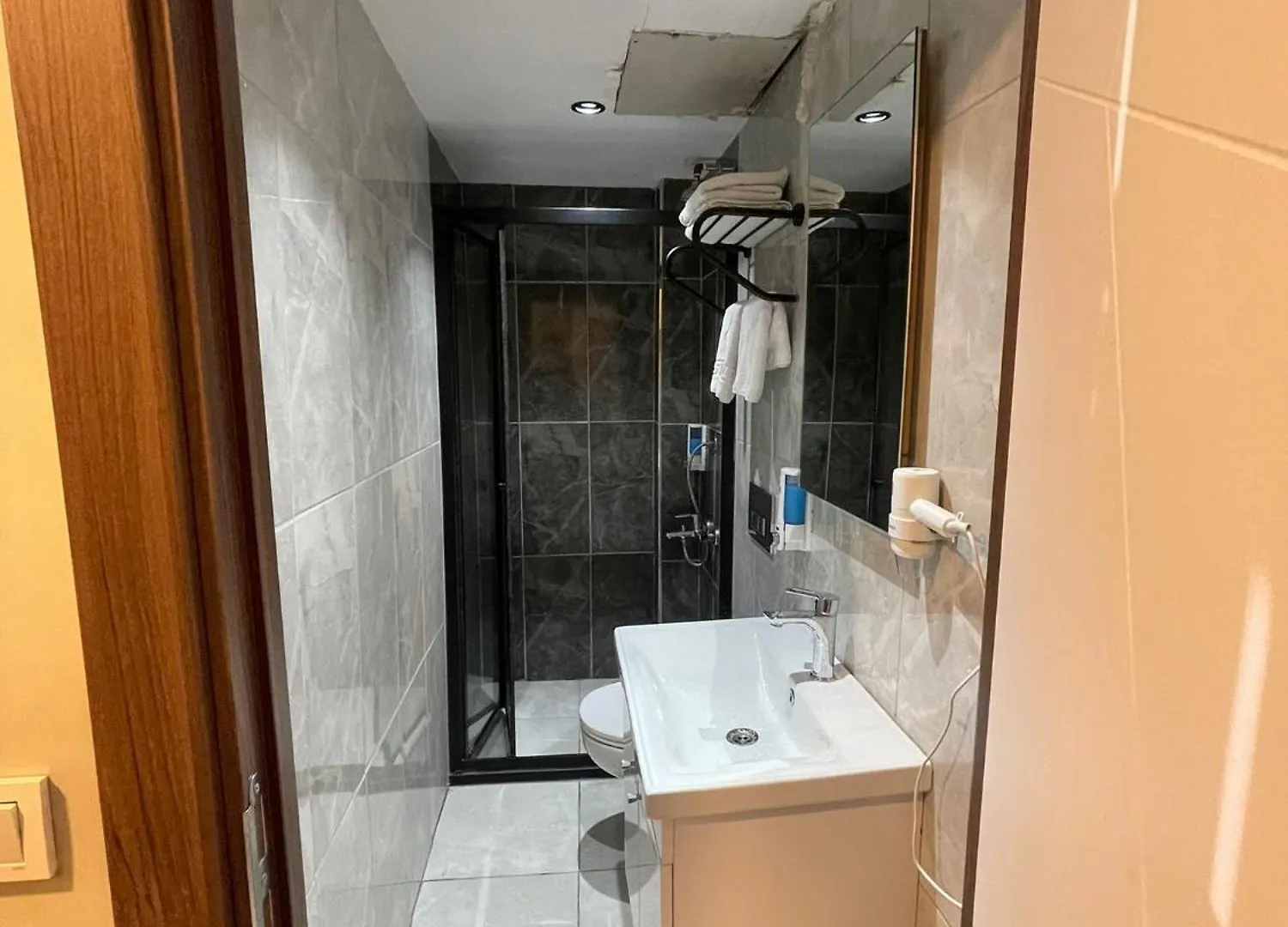 Edwin Plus Istanbul Hotel