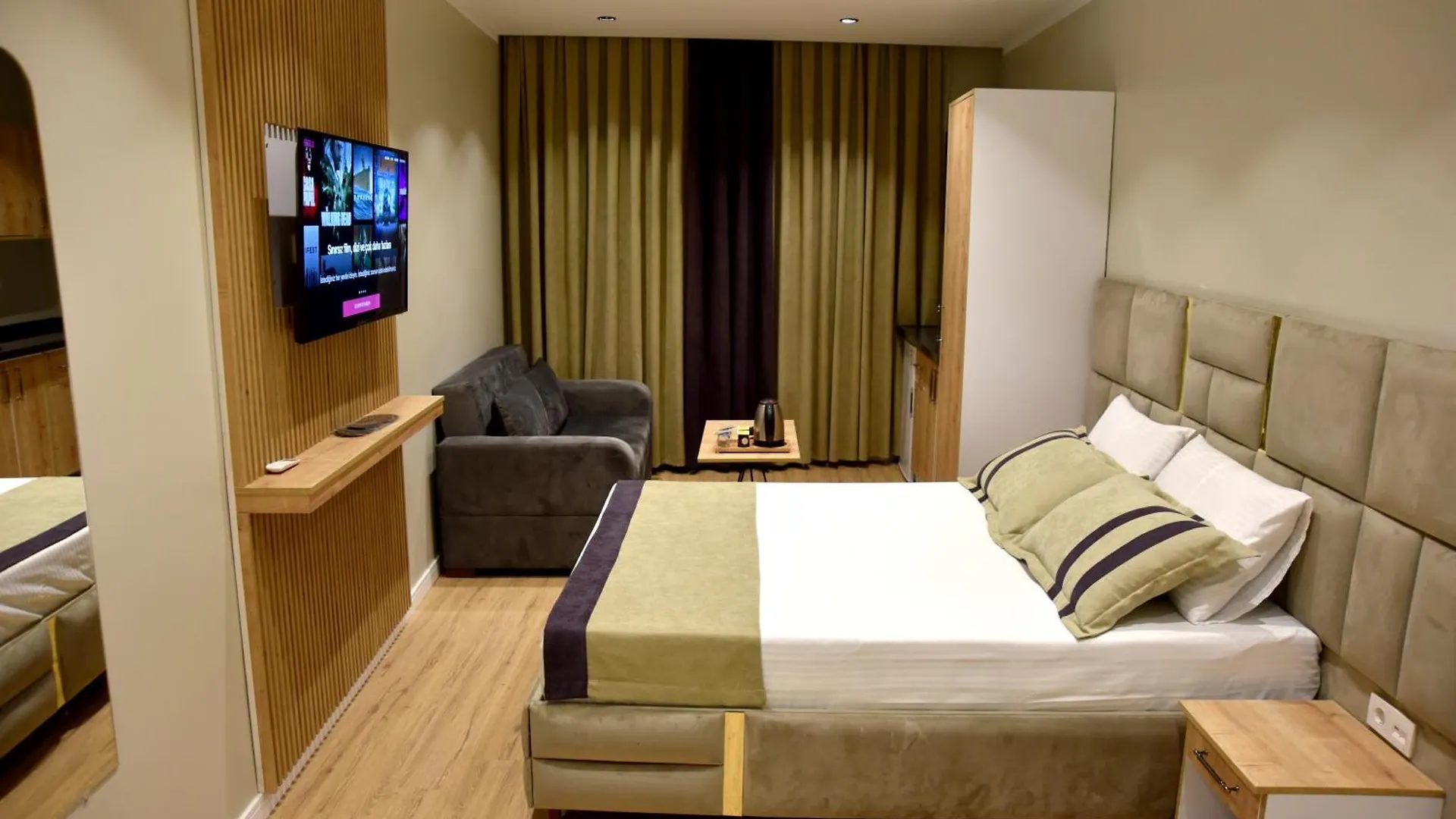 *** Hotel Edwin Plus Istanbul Turkey